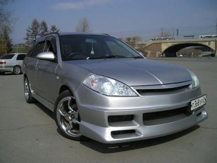 Nissan Wingroad 2003 -  