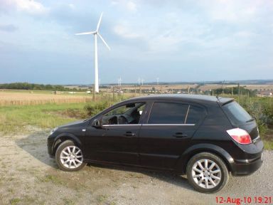 Opel Astra 2004   |   04.09.2010.
