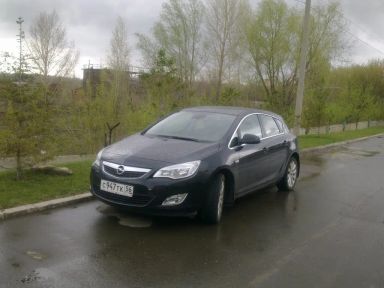 Opel Astra 2011   |   15.06.2011.
