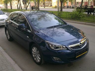 Opel Astra 2011   |   20.10.2011.