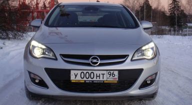 Opel Astra 2012   |   24.11.2012.