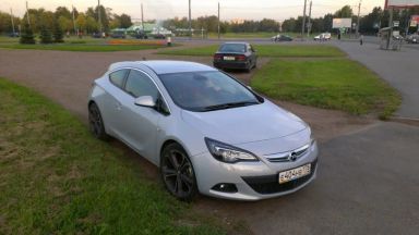Opel Astra GTC 2012 отзыв автора | Дата публикации 19.09.2012.