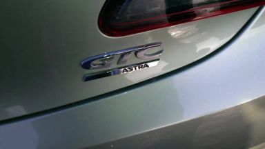 Opel Astra GTC, 2013