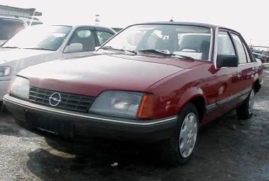 Opel Rekord, 1986