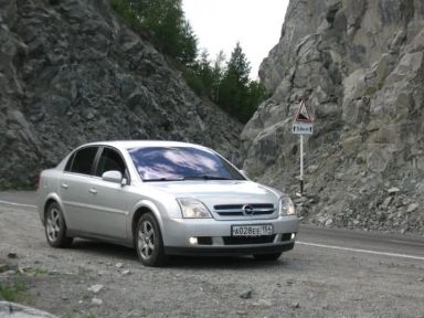 Opel Vectra, 2004