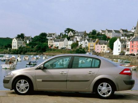 Renault Megane 2006 - отзыв владельца