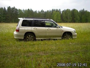 Subaru Forester 2001   |   27.10.2008.