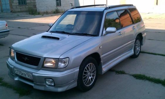 Subaru Forester 1997 - отзыв владельца