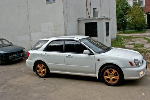 Subaru Impreza 2001 - отзыв владельца