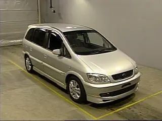 Subaru Traviq, 2002