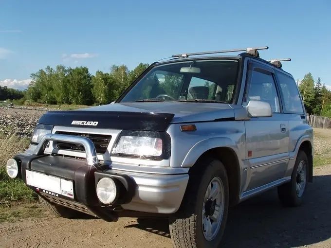 Сузуки эскудо 1997. Suzuki Escudo, 1997 год. Сузуки эскудо 1997 года. Сузуки эскудо белый 1997.