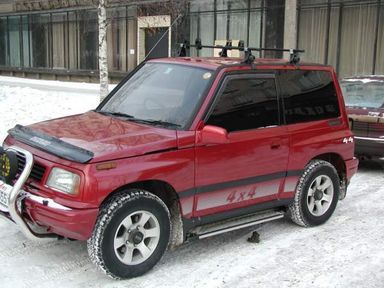 Suzuki Escudo 1994   |   05.01.2003.