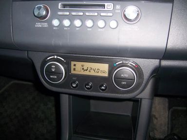 Suzuki Swift, 2004