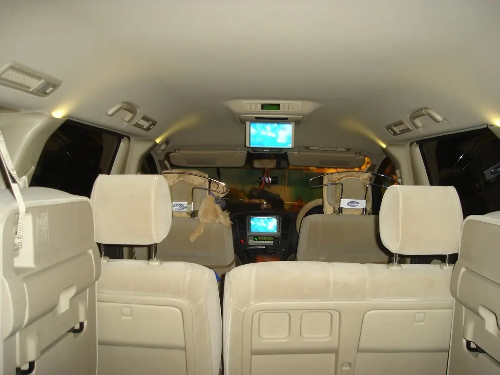 Toyota Alphard Vellfire 2004