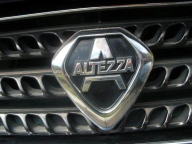 Toyota Altezza 2000   |   06.10.2011.