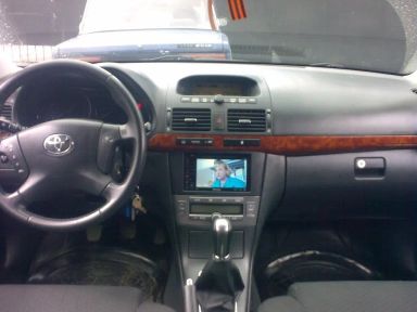 Toyota Avensis, 2005