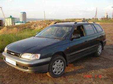 Toyota Caldina, 1993
