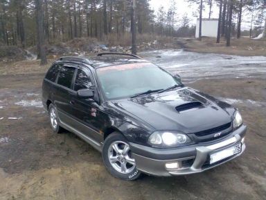 Toyota Caldina, 1999