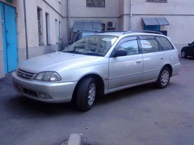 Toyota Caldina, 2001