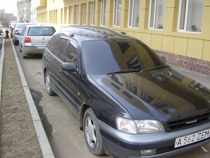 Toyota Caldina 1994