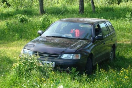 Toyota Caldina 1993 - отзыв владельца