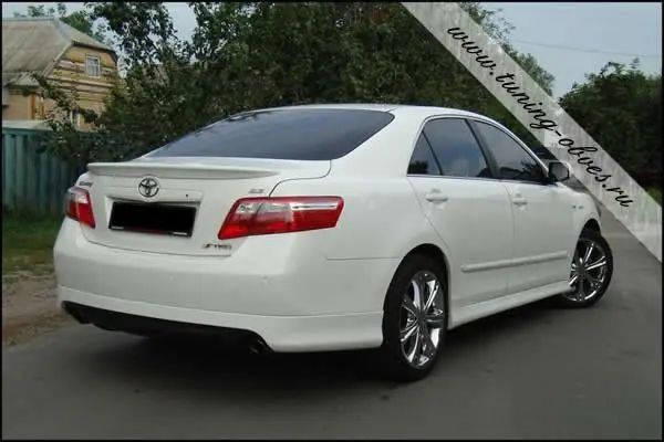 Двухуровневая подсветка ног Toyota Camry V40