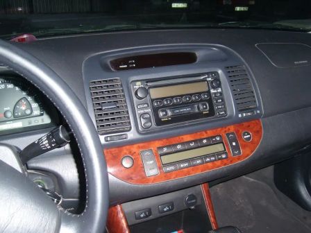Toyota Camry 2004 -  