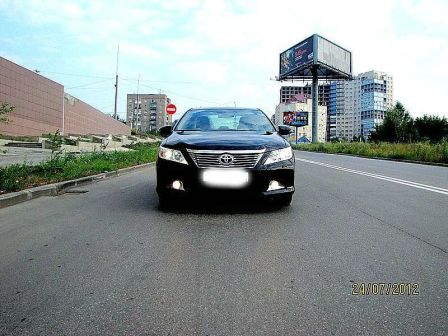 Toyota Camry 2012 - отзыв владельца