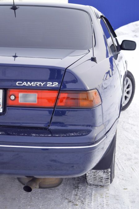 Toyota Camry 1998 - отзыв владельца