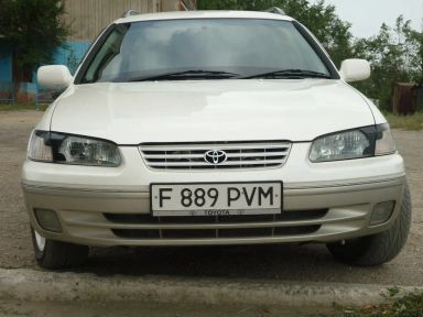 Toyota Camry Gracia, 1997