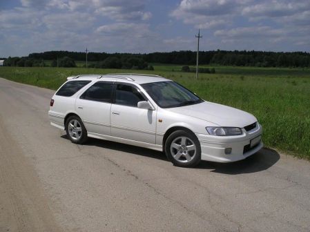 Toyota Camry Gracia 1998 -  