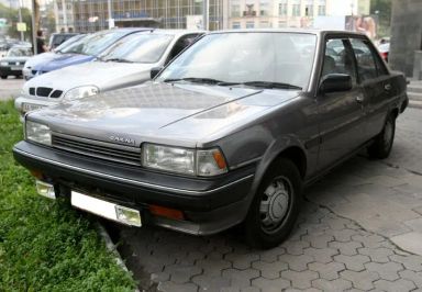 Toyota Carina, 1986