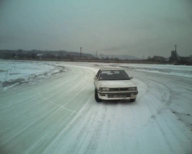Toyota Corolla, 1990