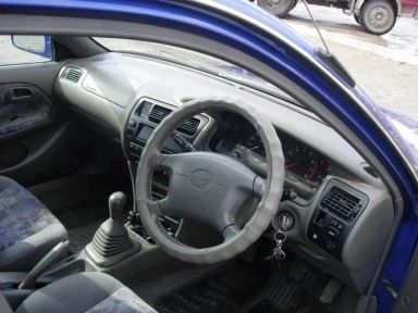 Toyota Corolla, 1998