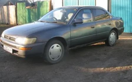 Toyota Corolla 1993 - отзыв владельца