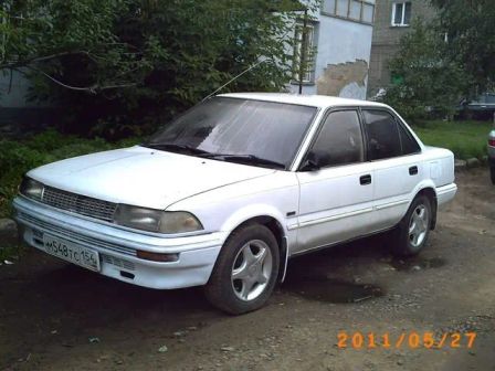 Toyota Corolla 1989 - отзыв владельца