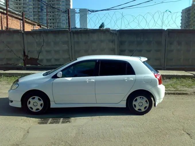 Тойота рунх 2001. Тойота королла ранкс 2001. Toyota runx e120 золотая. Toyota runx 2001. Тойота ранкс отверстия под фаркоп.