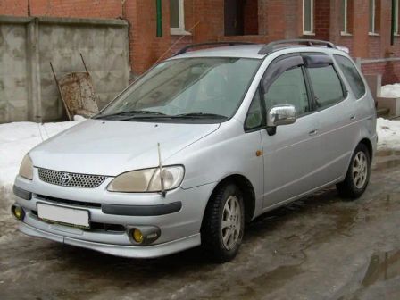 Toyota Corolla Spacio 1997 -  
