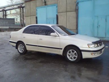 Toyota Corona, 1995