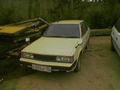 Toyota Corona, 1982