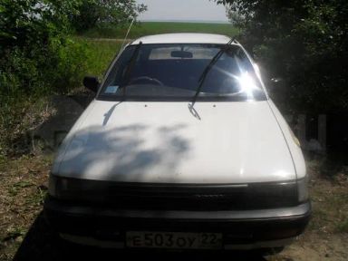 Toyota Corona, 1992