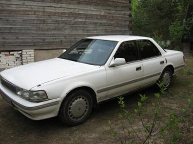 Toyota Cresta, 1990