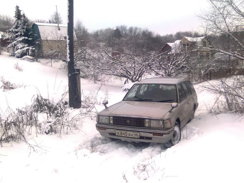 Тойота краун 1990 года