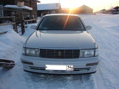 Toyota Crown, 1995