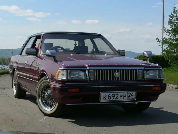 Toyota crown 89 года