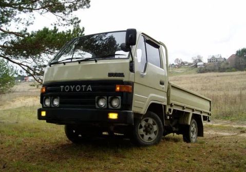 Toyota Dyna 1987 -  
