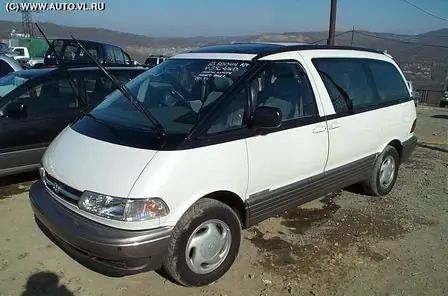 Toyota Estima Lucida 1997 - отзыв владельца