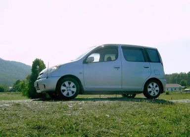 Toyota Funcargo 2001   |   21.01.2009.