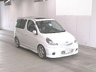 Toyota Funcargo, 2000