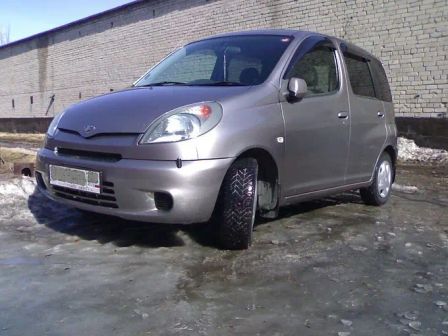 Toyota Funcargo 2001 -  